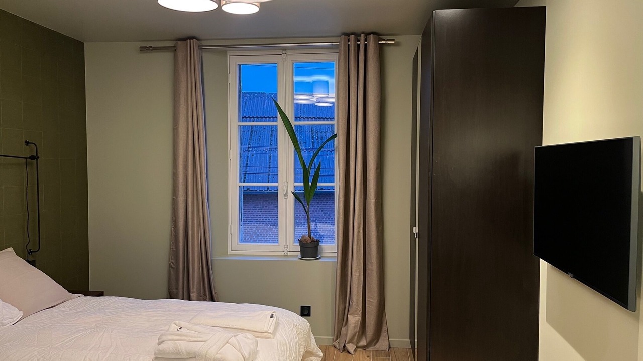 Photo of Bedroom in Villers-Cotterets