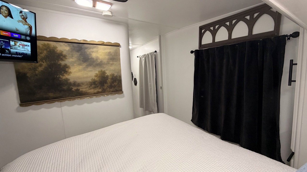 Photo of Bedroom in Springtown