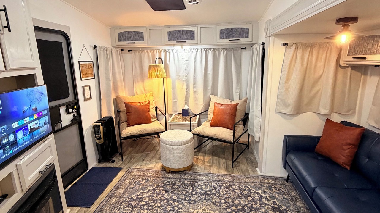 Photo of Livingroom in Springtown
