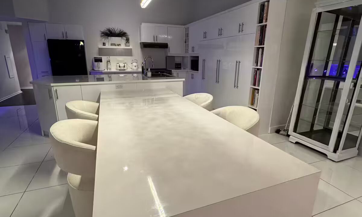 Photo of Kitchen in Prevost