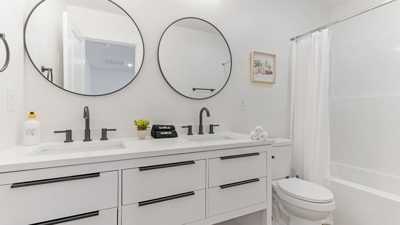 Photo of Bathroom in Saxon