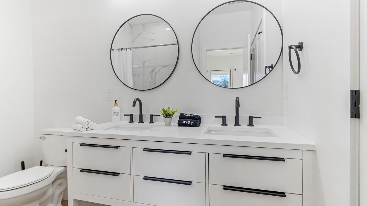 Photo of Bathroom in Saxon