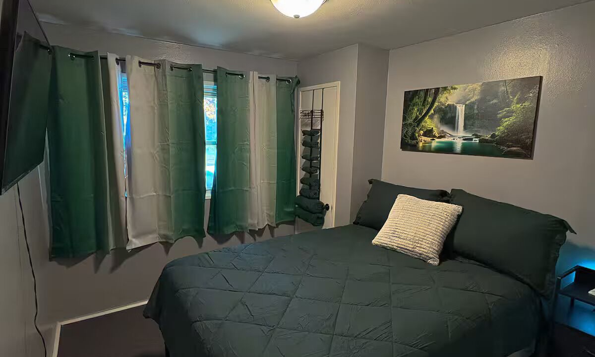 Photo of Bedroom in Jennings