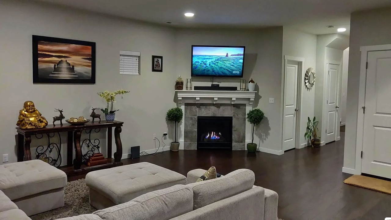 Photo of Livingroom in North Creek