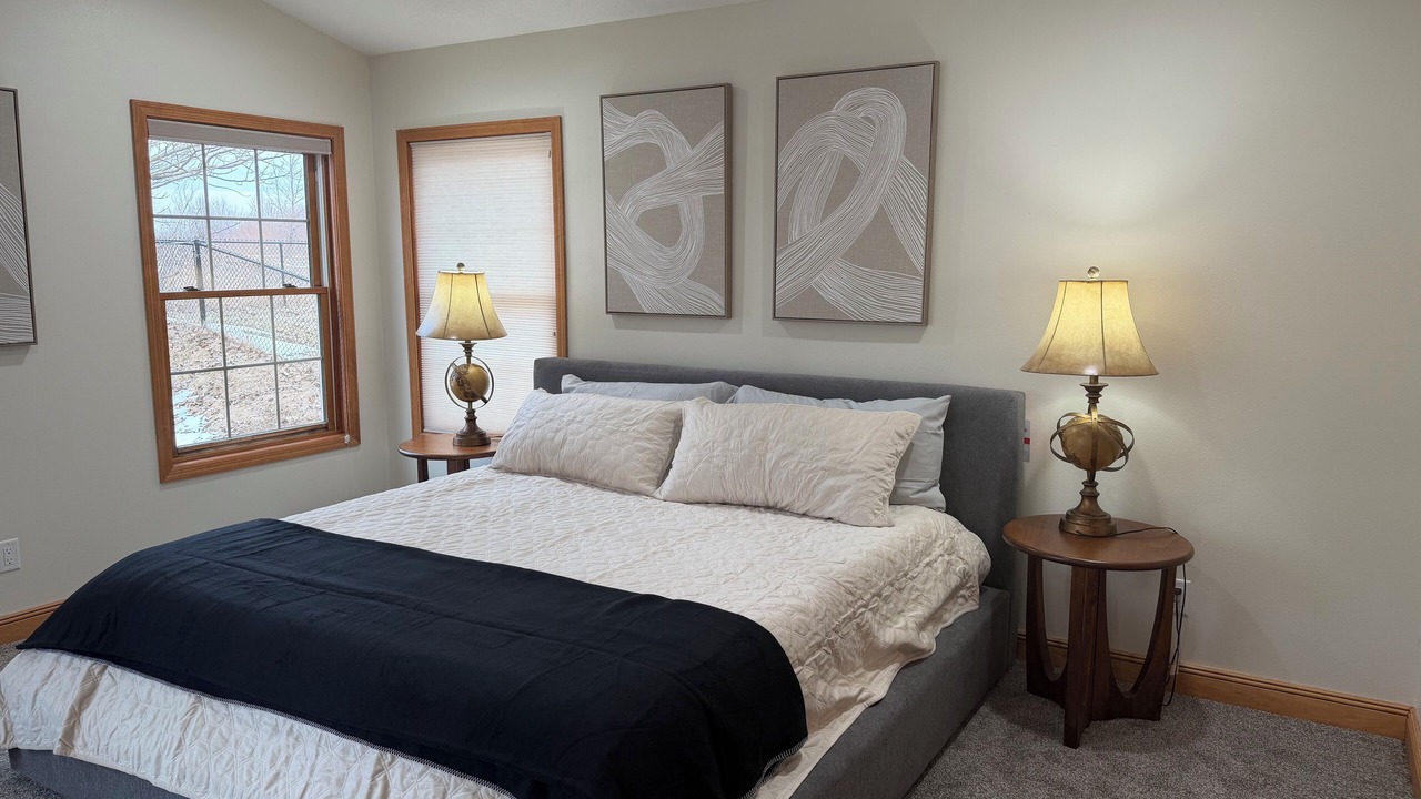 Photo of Bedroom in Cedar Falls