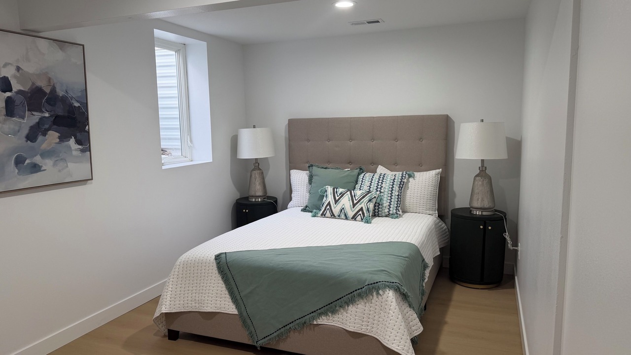 Photo of Bedroom in Cedar Falls