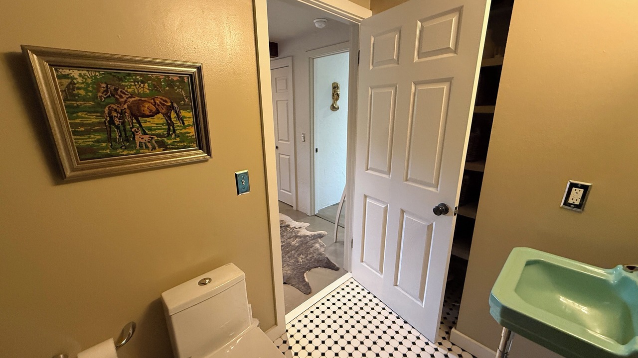 Photo of Bathroom in Hollywood Hills
