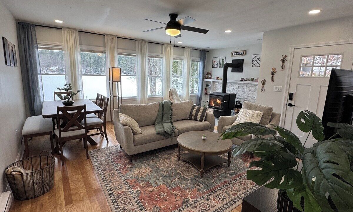 Photo of Livingroom in West Hopkinton