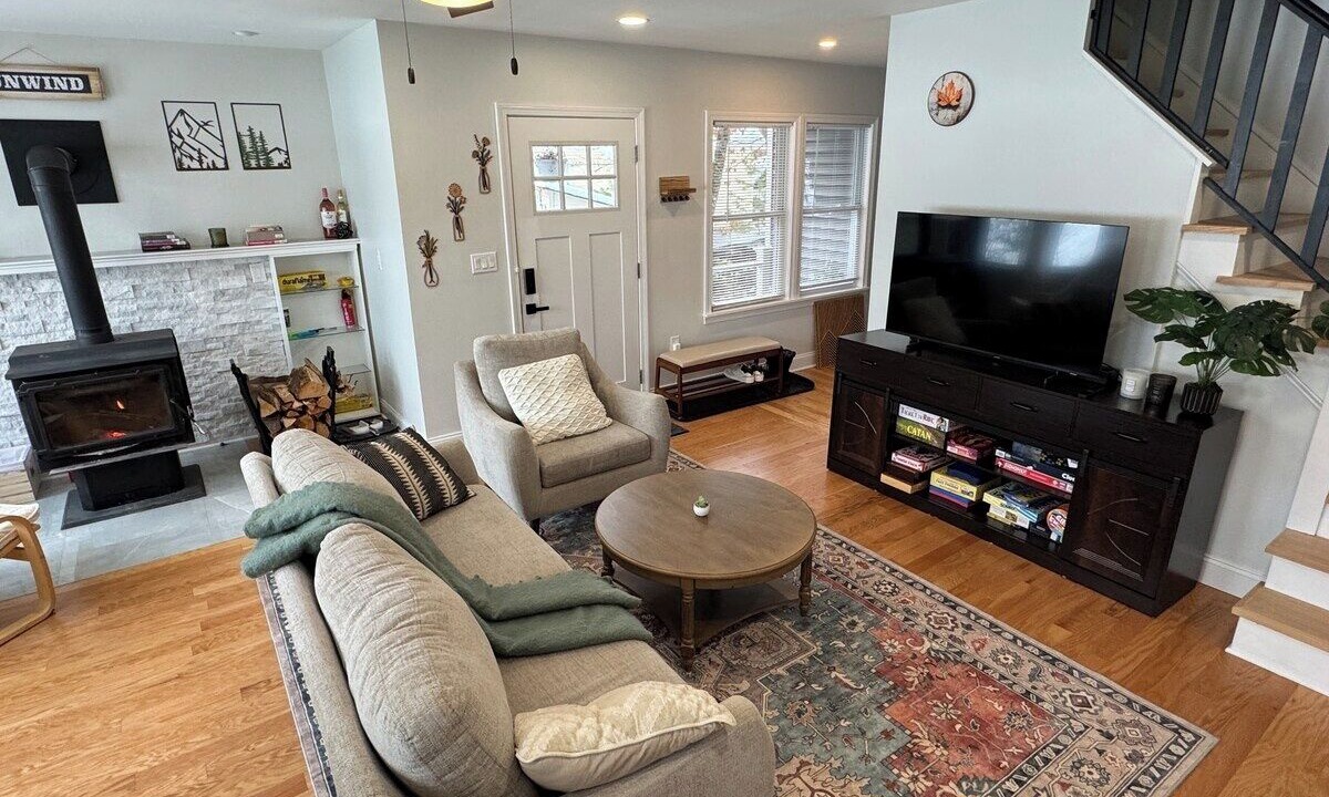 Photo of Livingroom in West Hopkinton