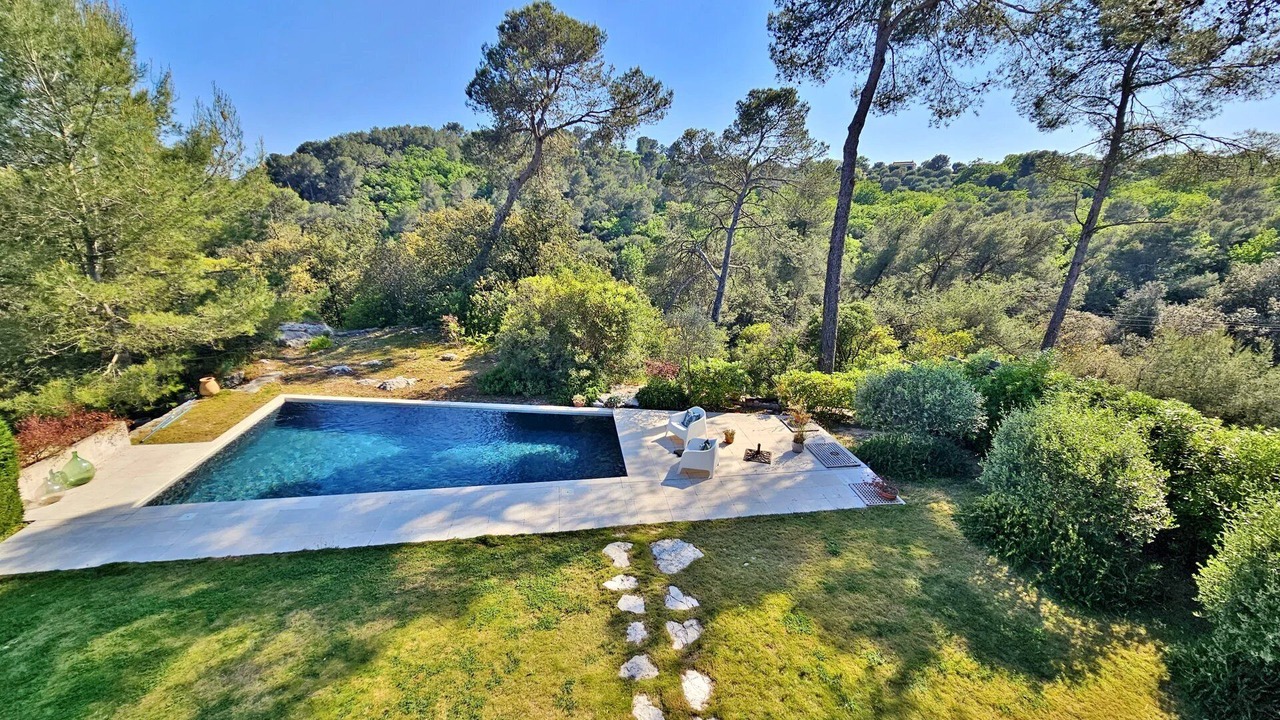 Photo of Outdoor in Les Maillans