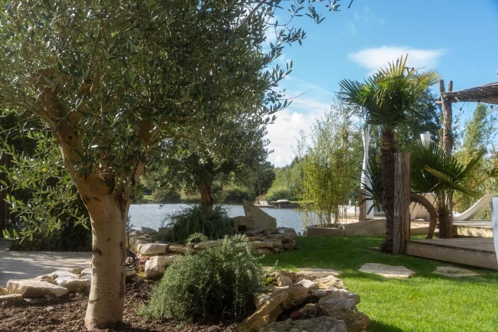 Photo of Outdoor in Prouilly