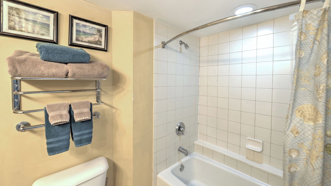 Photo of Bathroom in Ortona Park