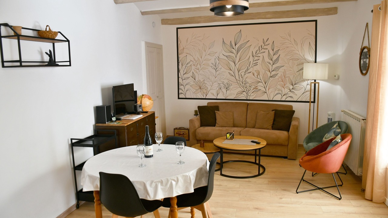 Photo of Livingroom in Saint-Jean-de-Ceyrargues