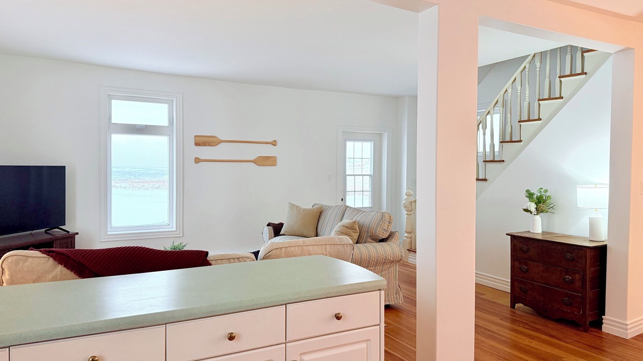 Photo of Livingroom in French River