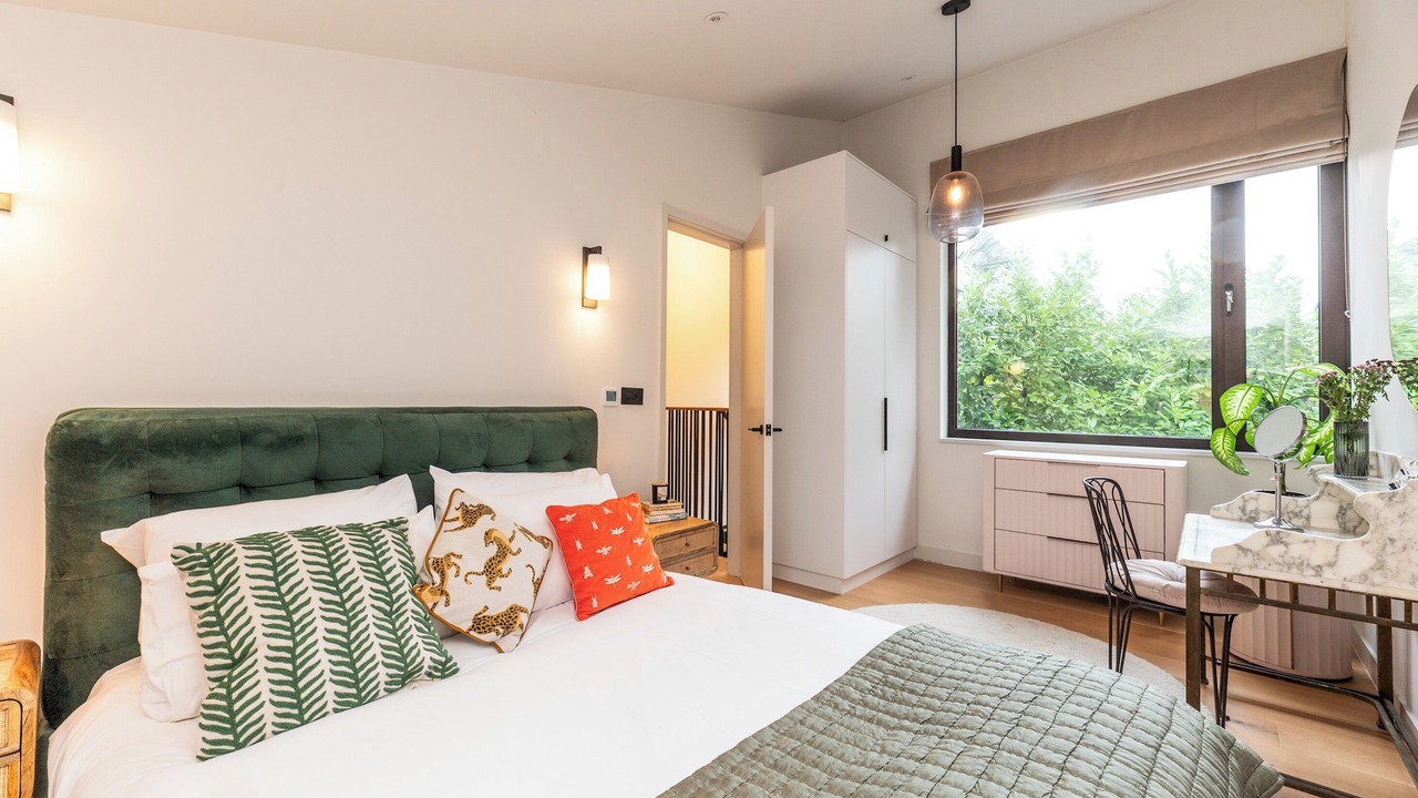 Photo of Bedroom in Surbiton Hill