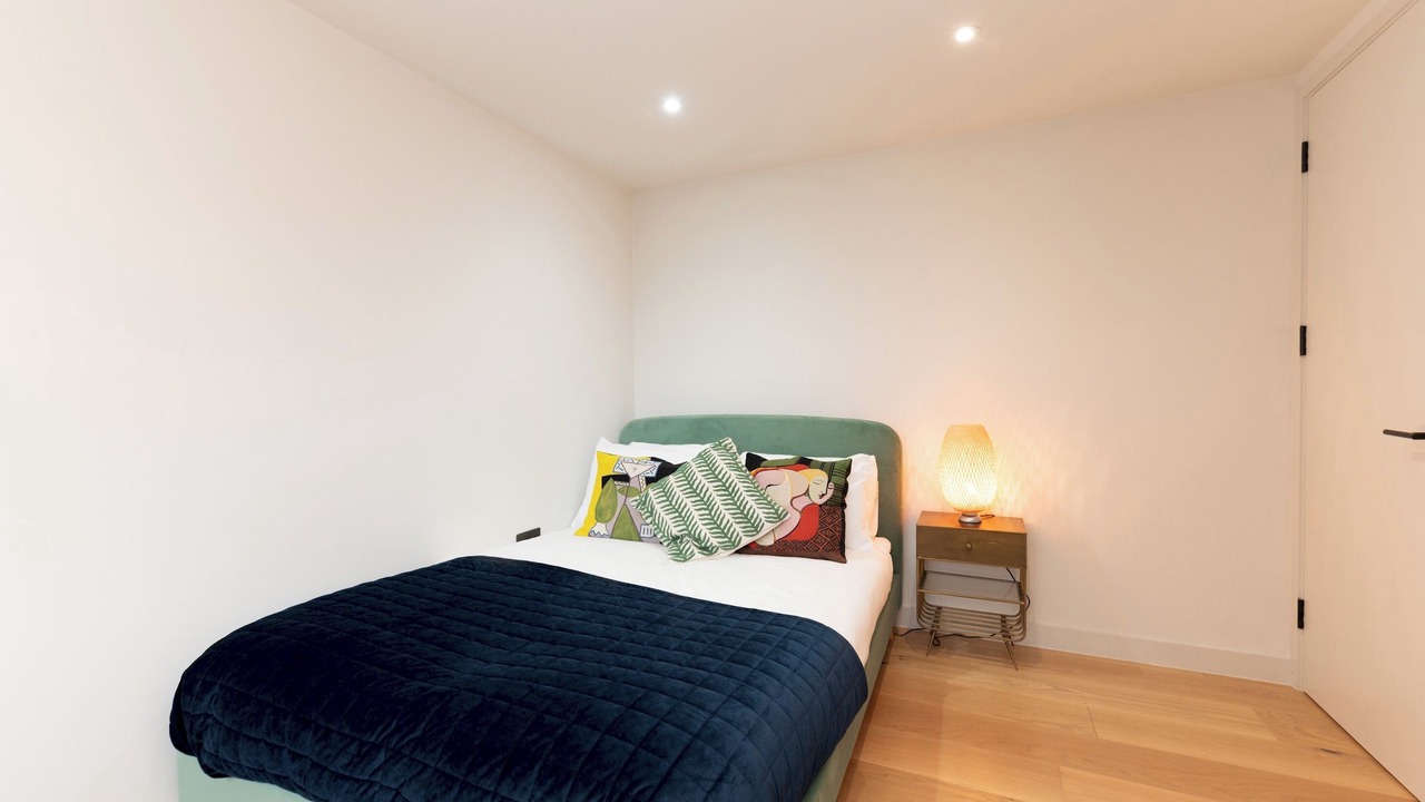 Photo of Bedroom in Surbiton Hill