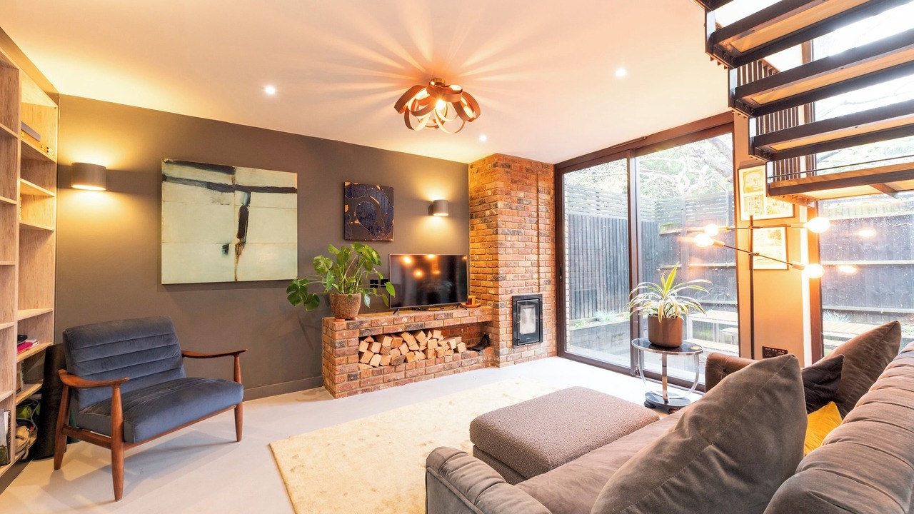 Photo of Livingroom in Surbiton Hill