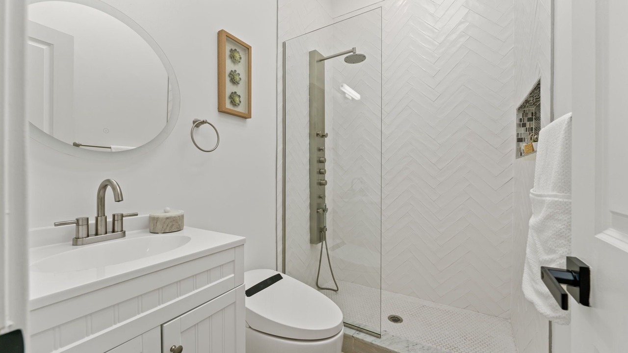 Photo of Bathroom in Columbia Heights