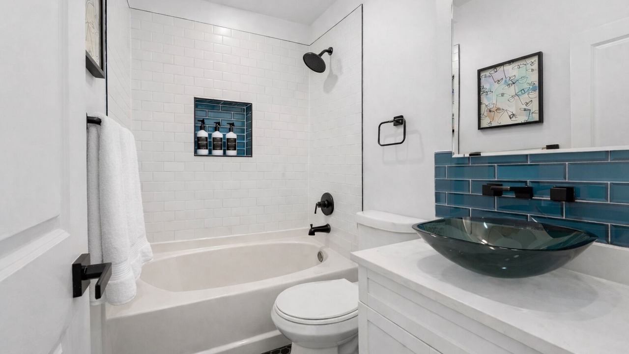 Photo of Bathroom in Columbia Heights