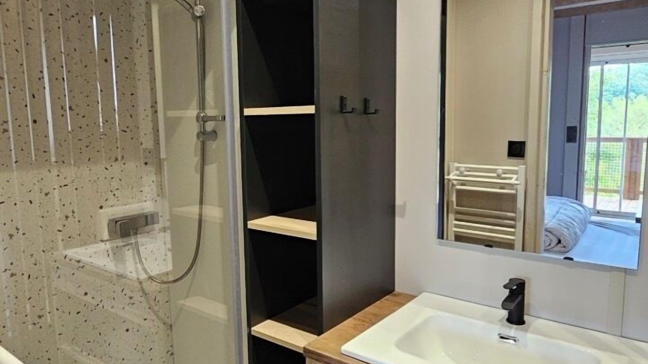 Photo of Bathroom in Colleville