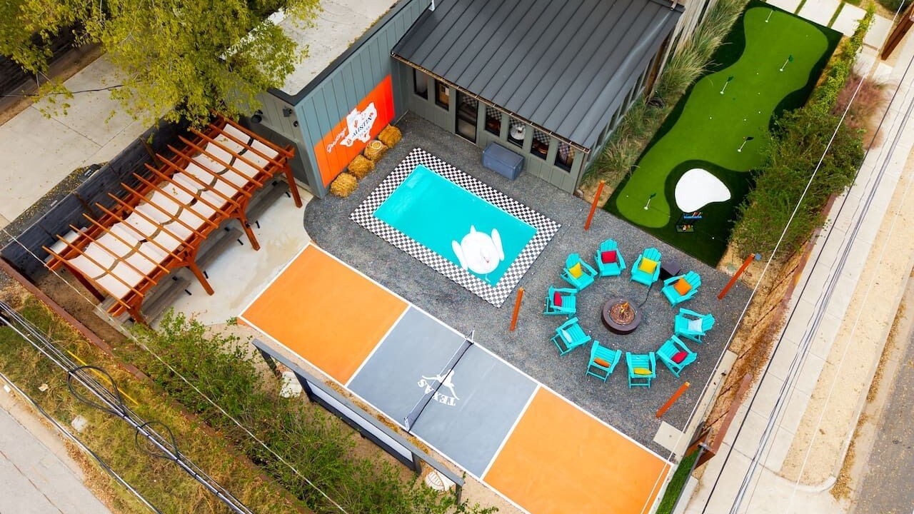 Photo of Outdoor in Govalle