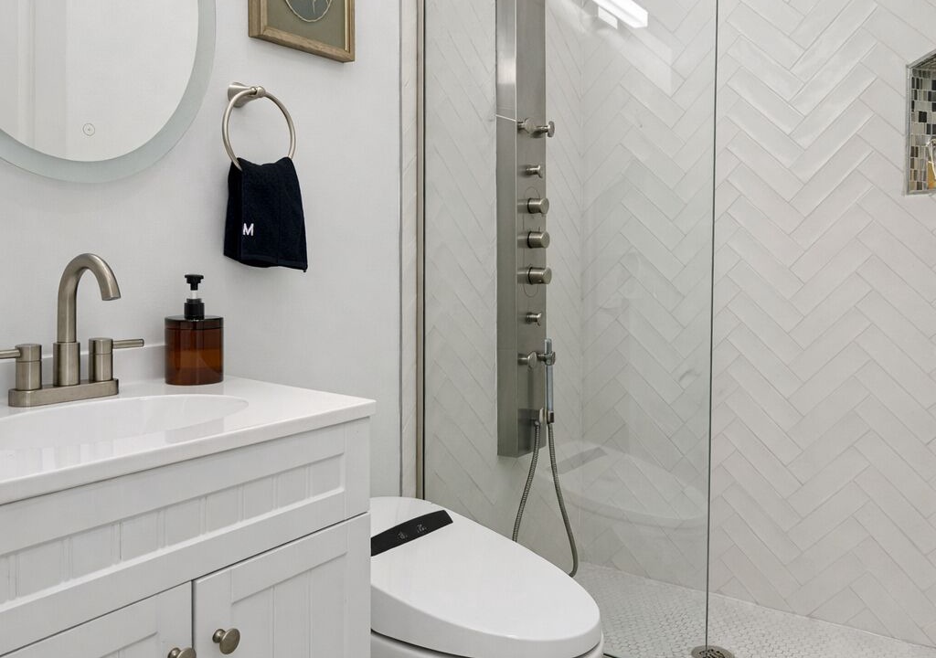 Photo of Bathroom in Columbia Heights