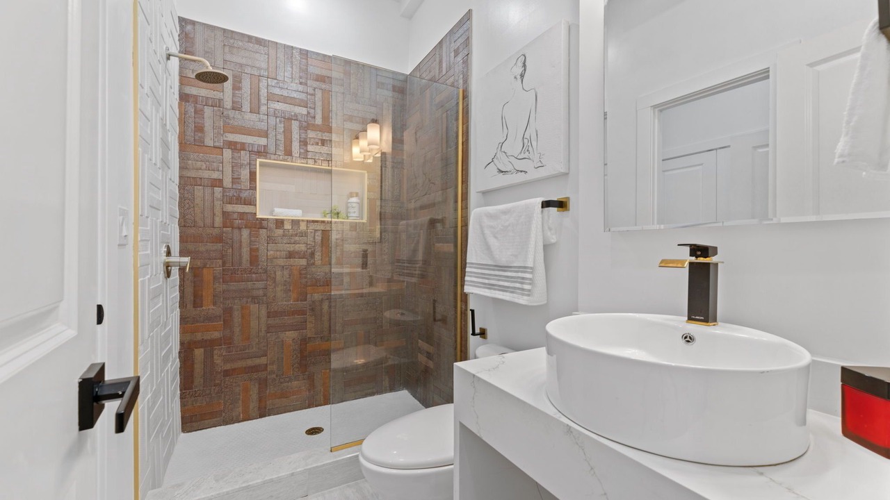 Photo of Bathroom in Columbia Heights