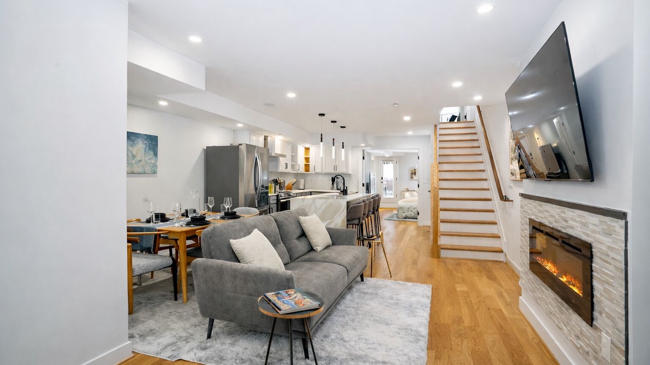 Photo of Bedroom in Columbia Heights