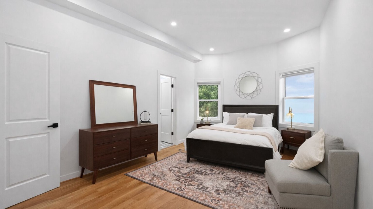 Photo of Bedroom in Columbia Heights