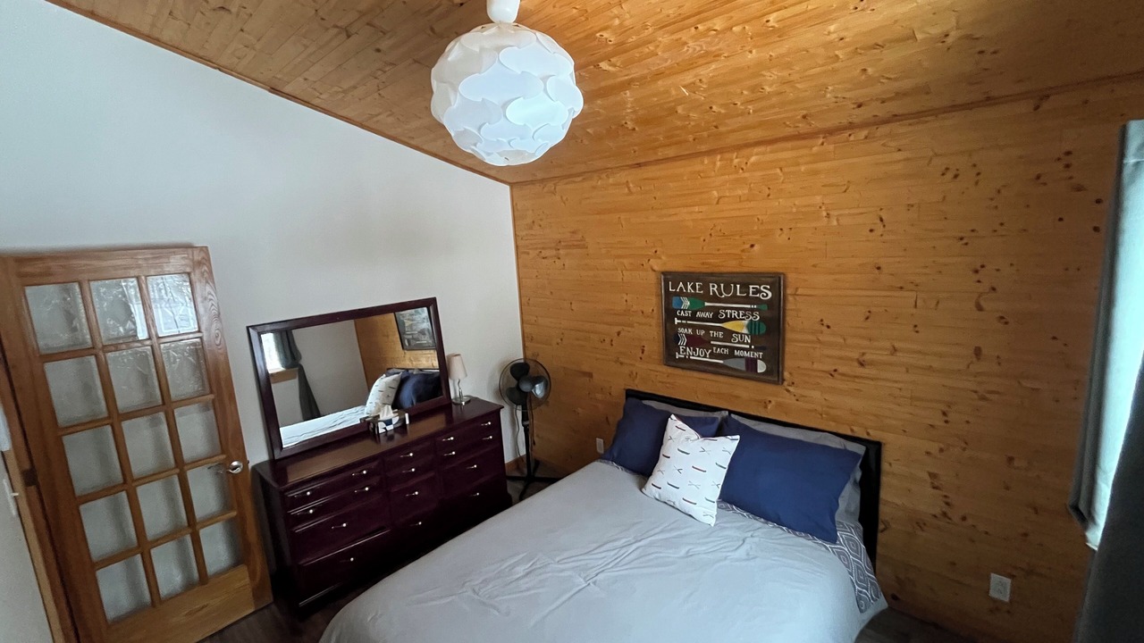 Photo of Bedroom in Saint-Michel-des-Saints