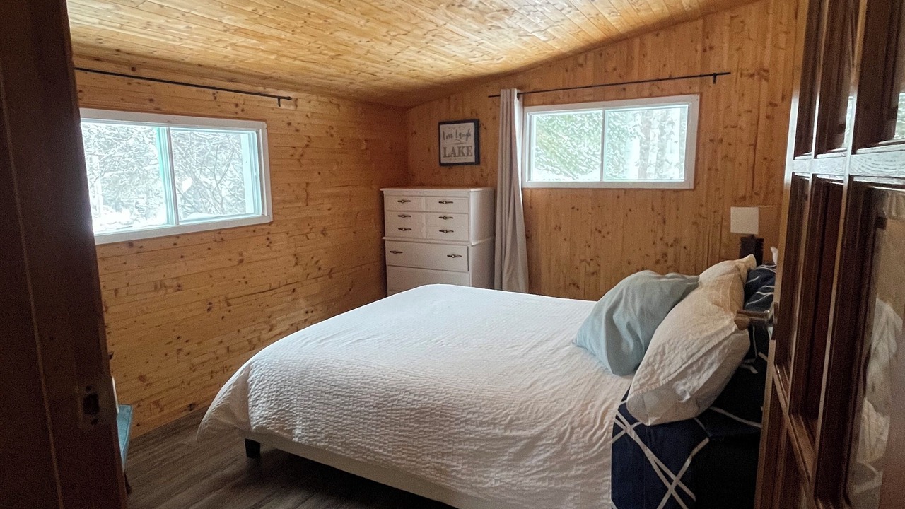 Photo of Bedroom in Saint-Michel-des-Saints