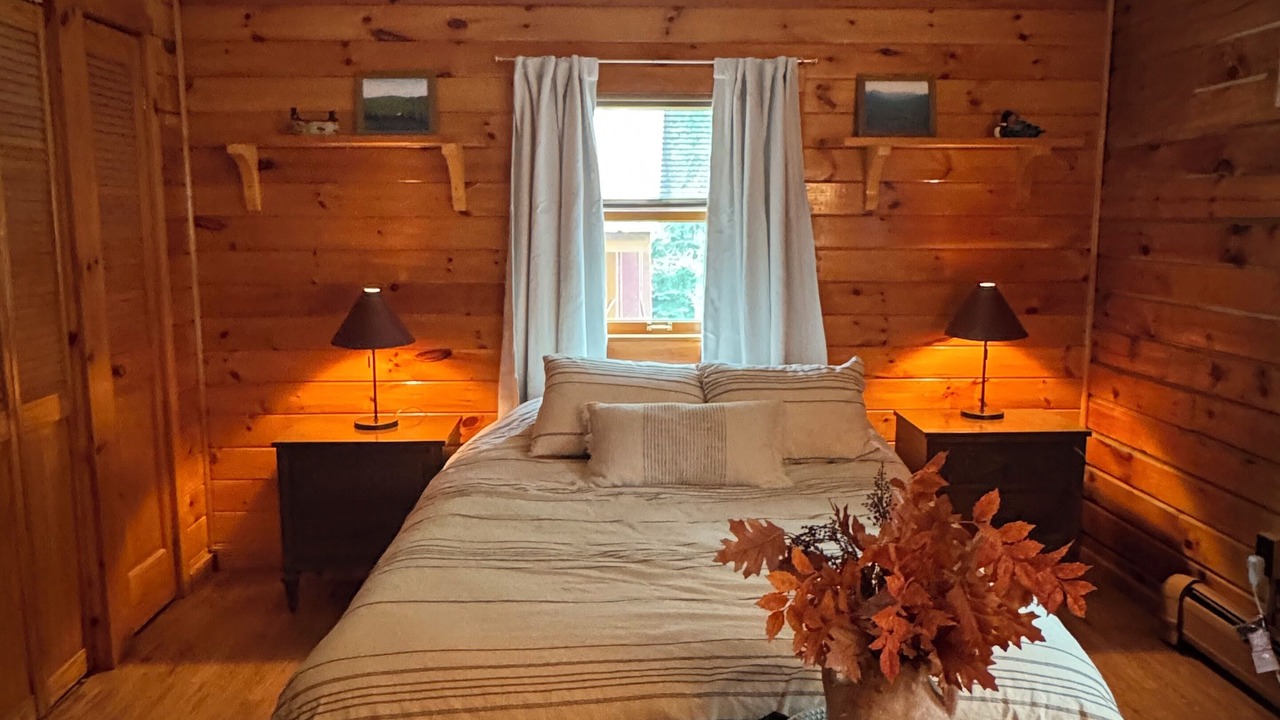 Photo of Bedroom in Indian Lake