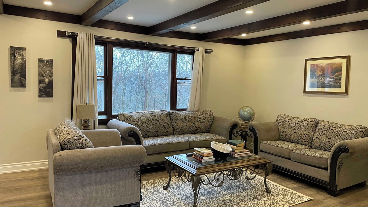 Photo of Livingroom in Hamilton