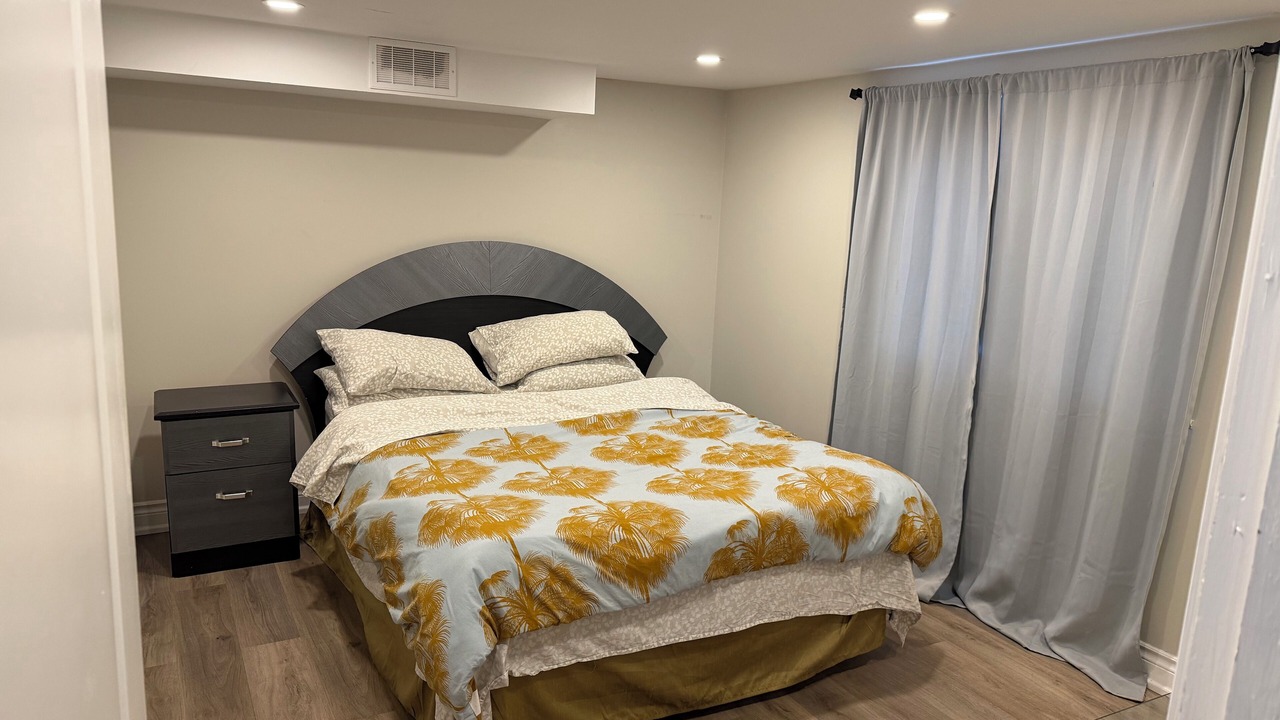 Photo of Bedroom in Hamilton