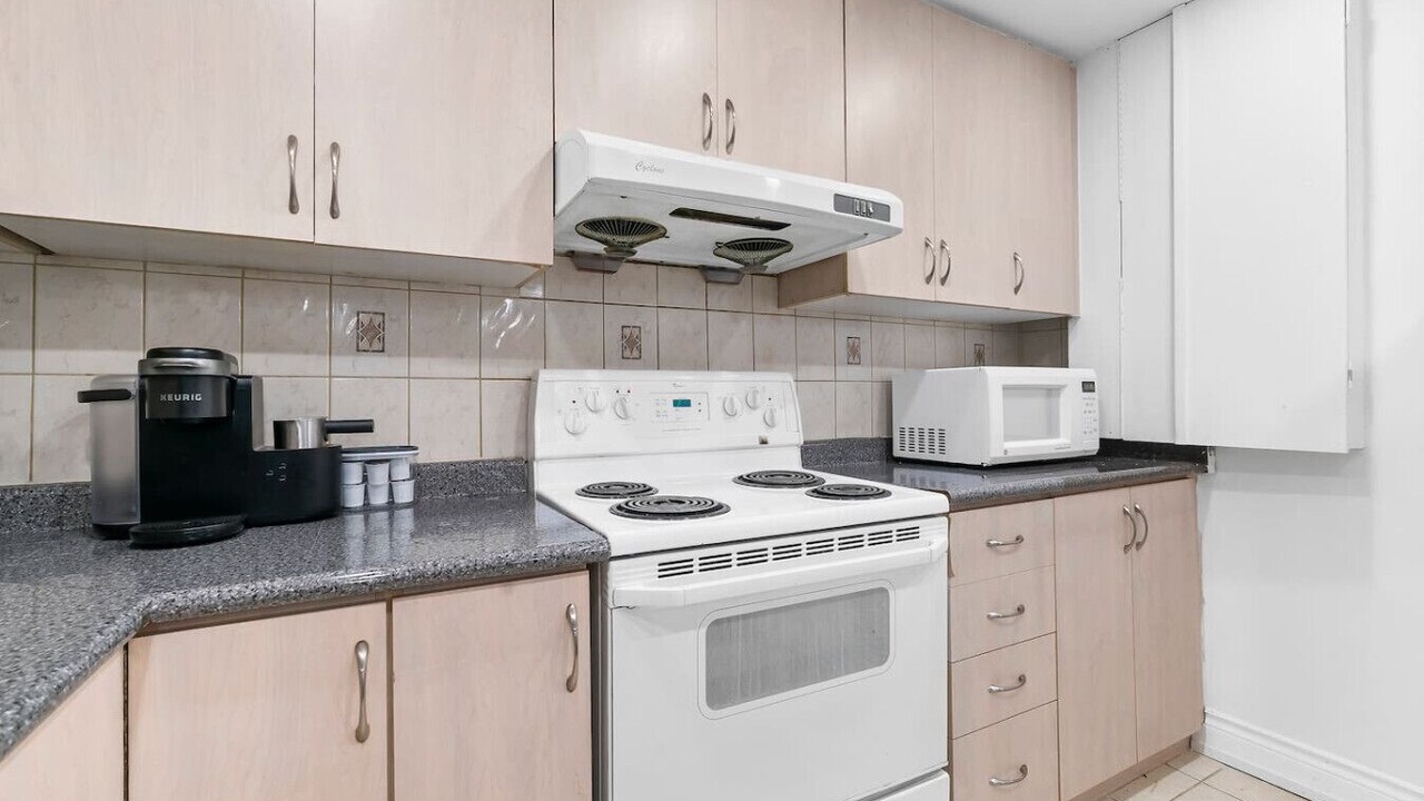 Photo of Kitchen in Erin Mills