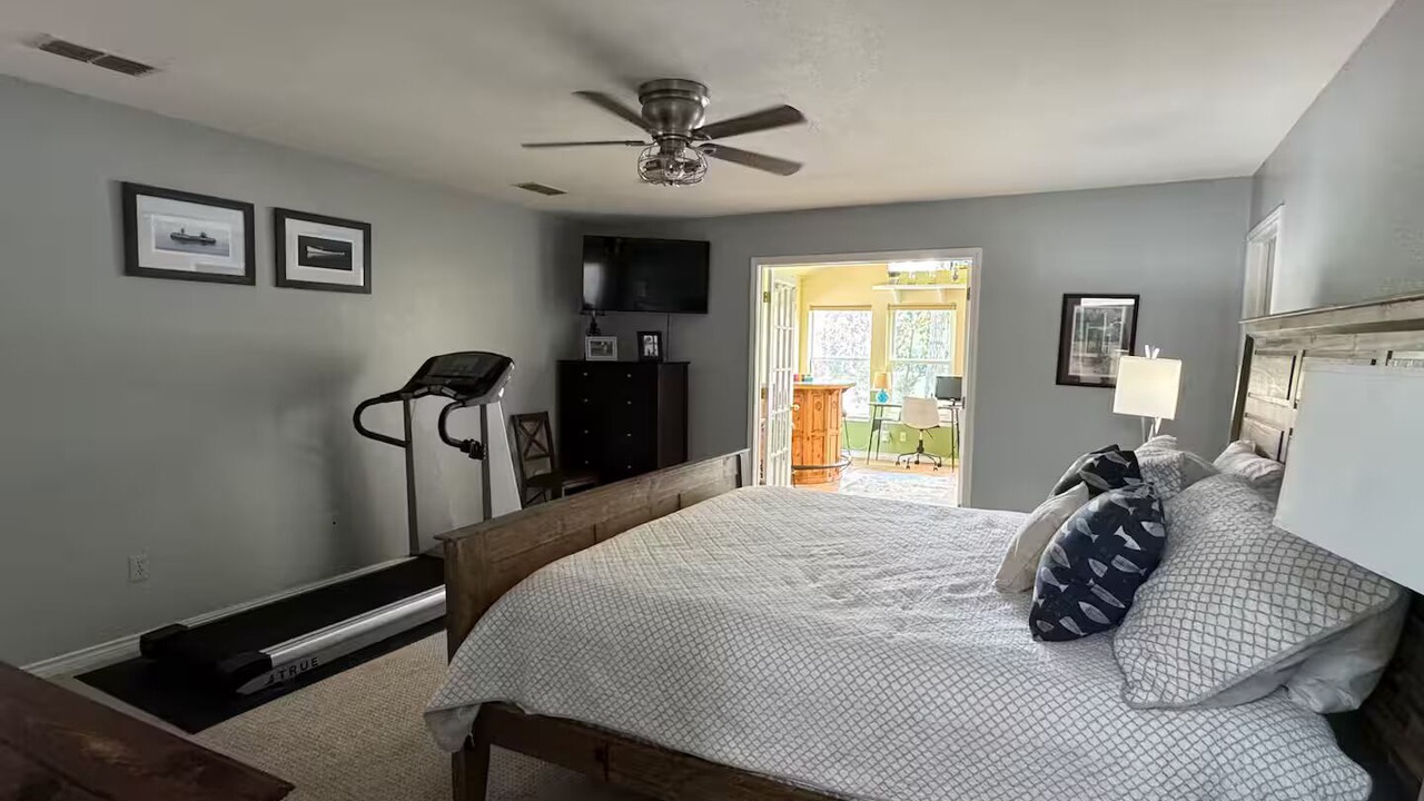 Photo of Bedroom in Bullard