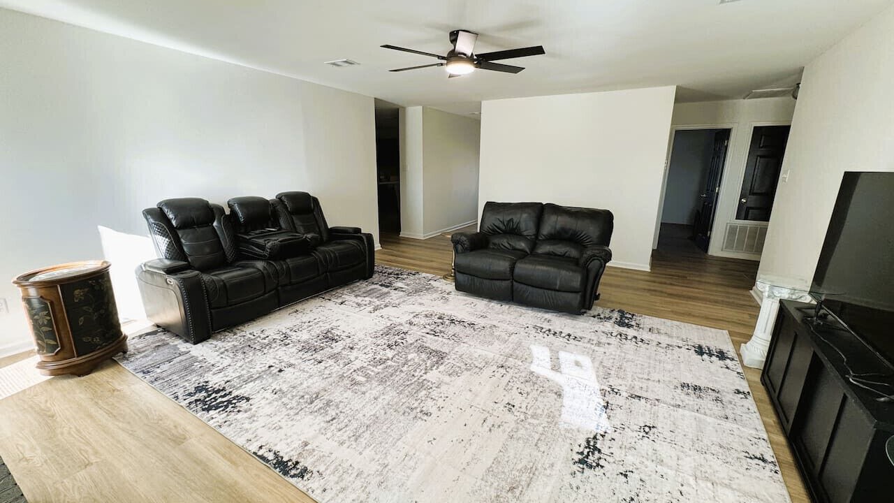 Photo of Livingroom in Ferndale