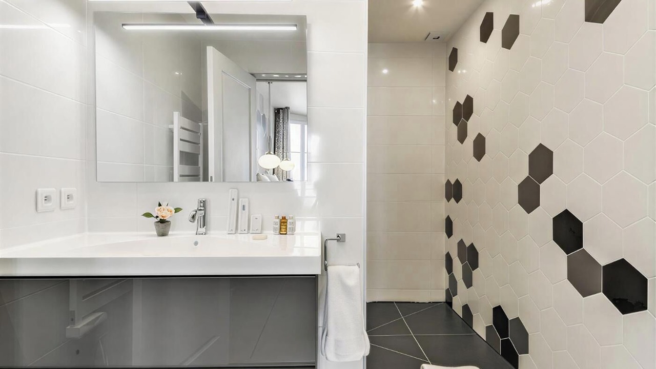 Photo of Bathroom in Bonne-Nouvelle