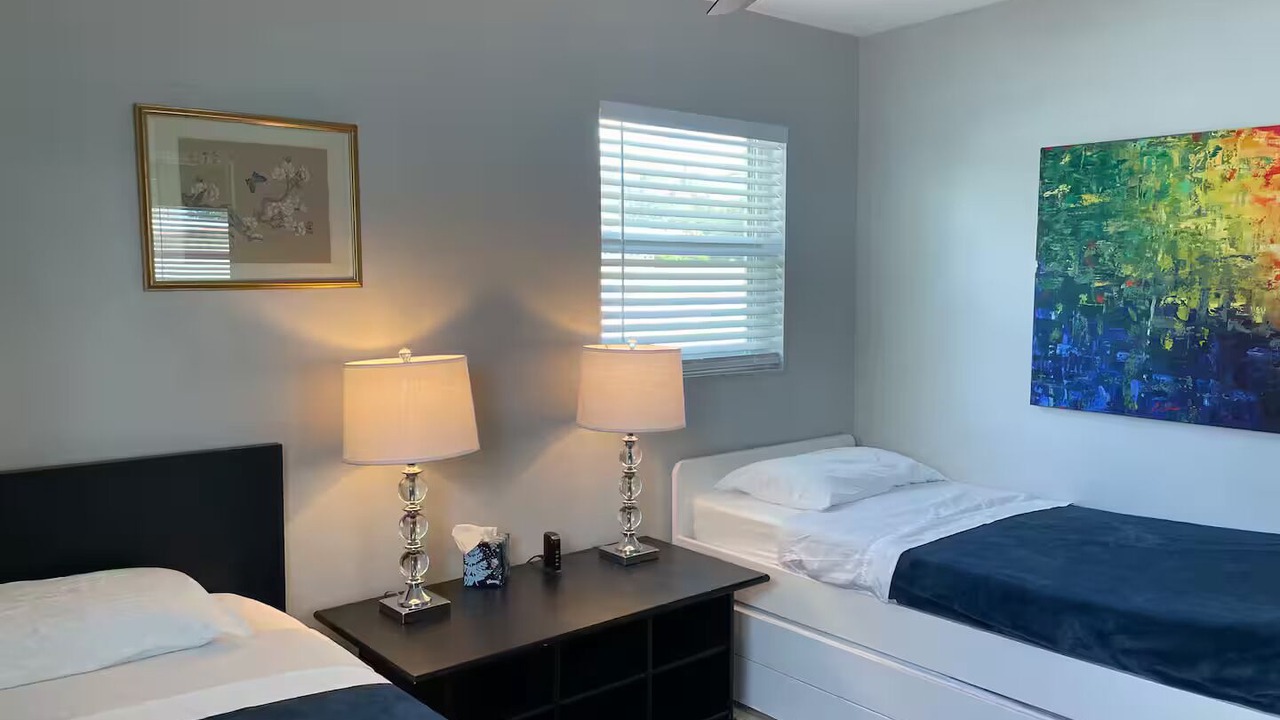 Photo of Bedroom in Orient Park