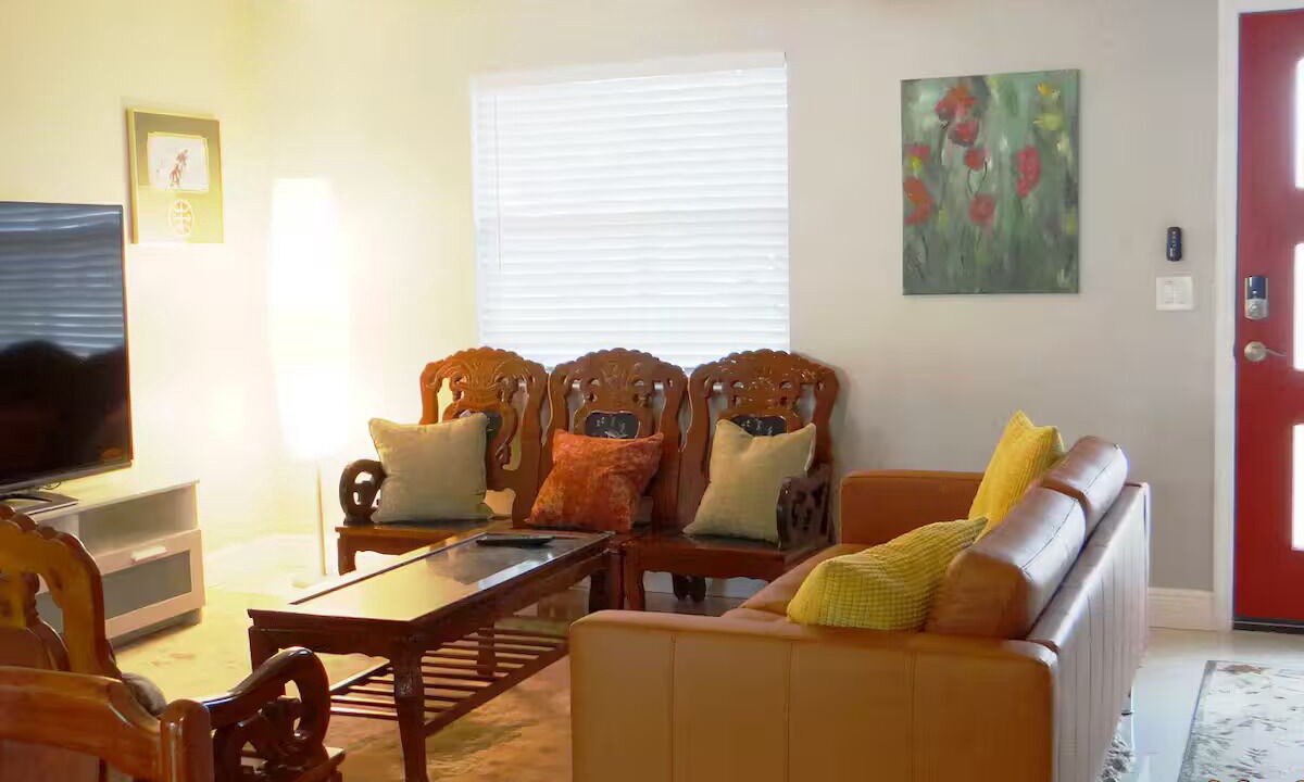 Photo of Livingroom in Orient Park