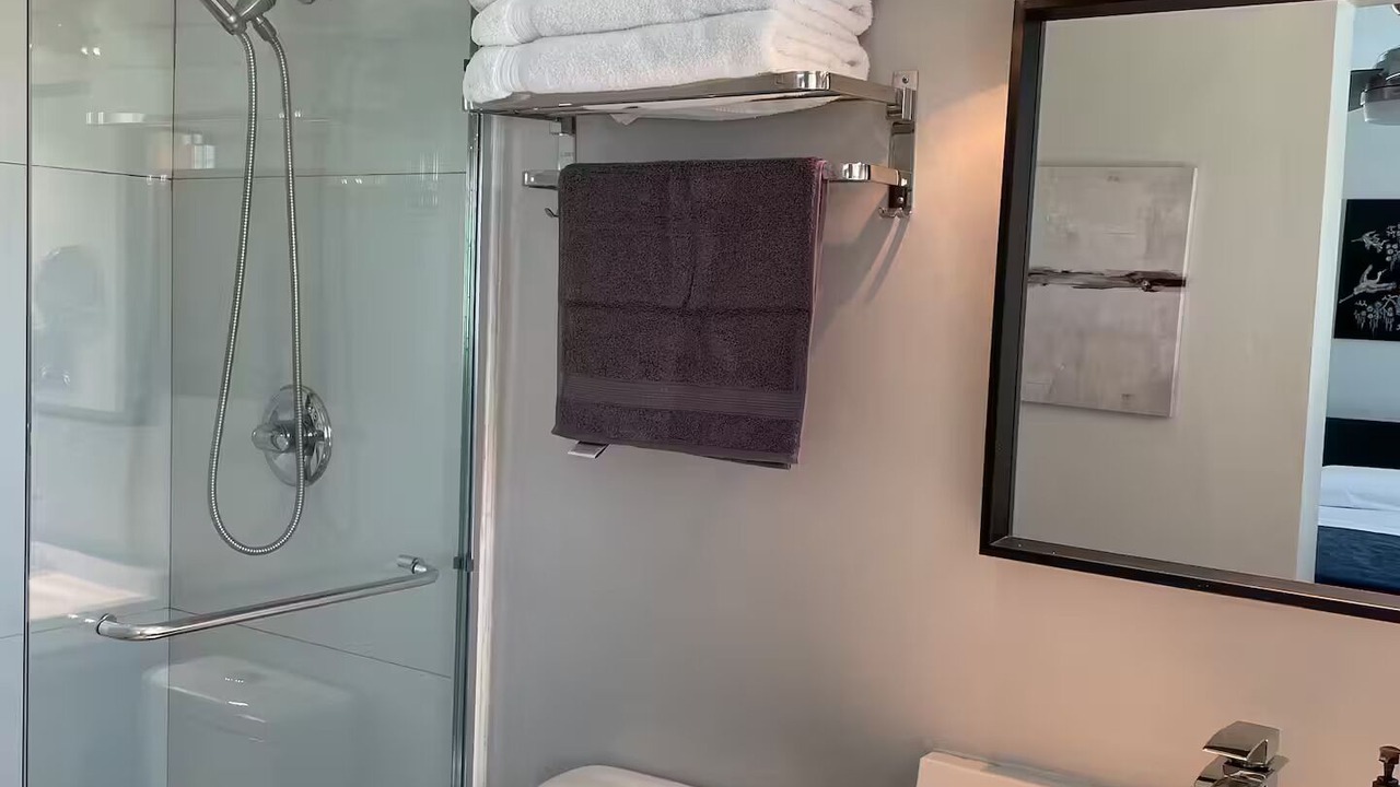 Photo of Bathroom in Orient Park