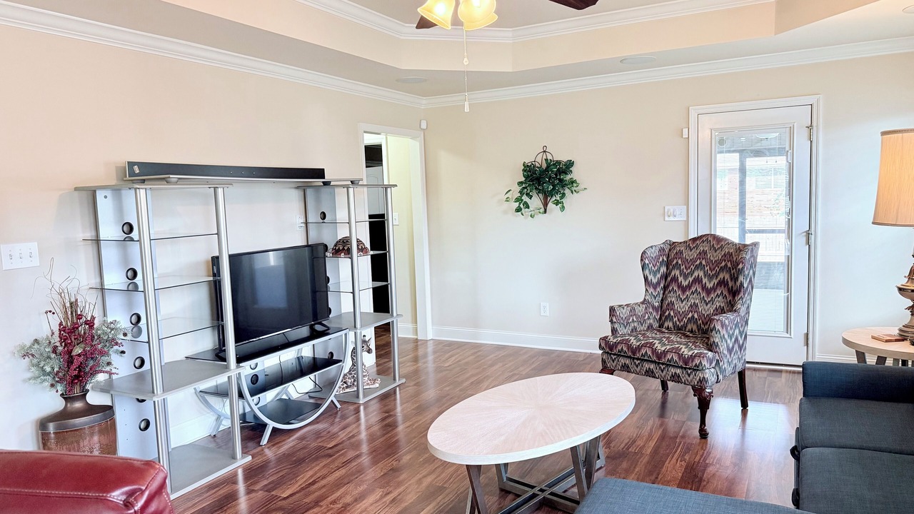 Photo of Livingroom in Huntsville