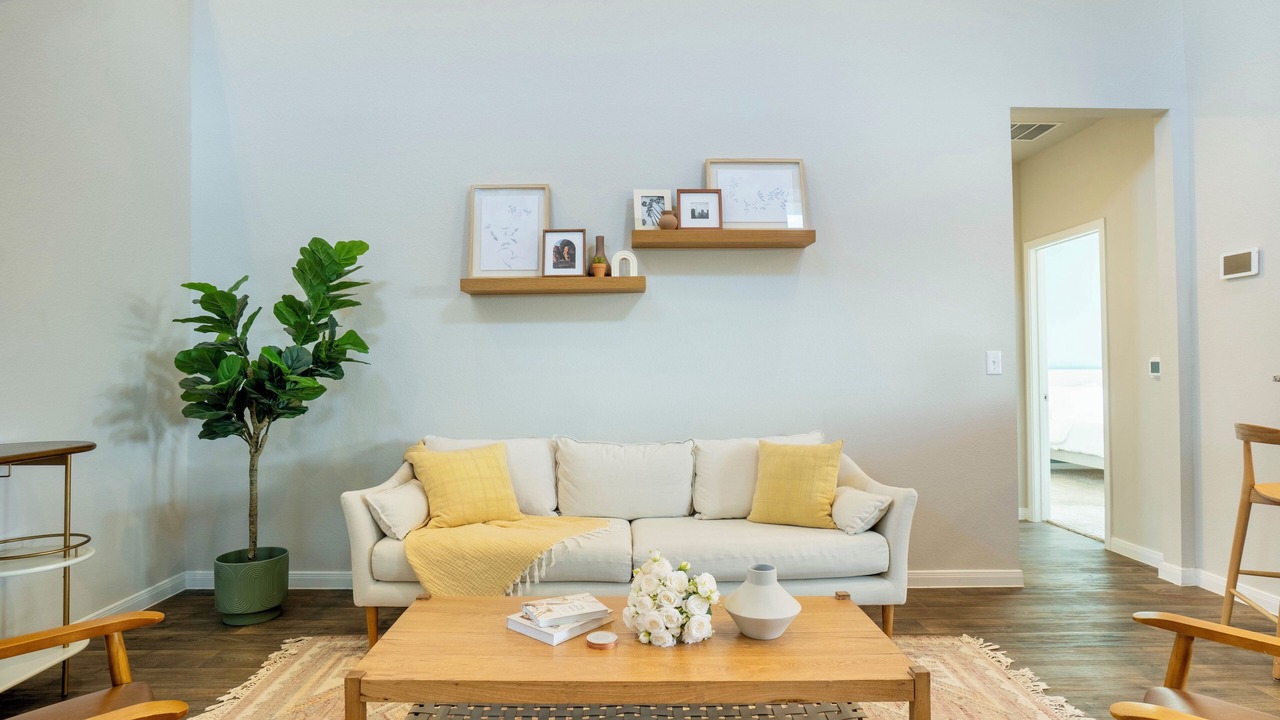 Photo of Livingroom in Pflugerville