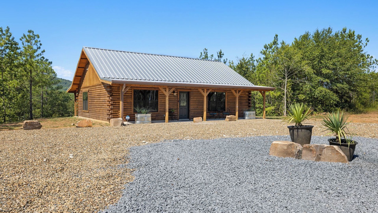 Photo of Outdoor in Pickens