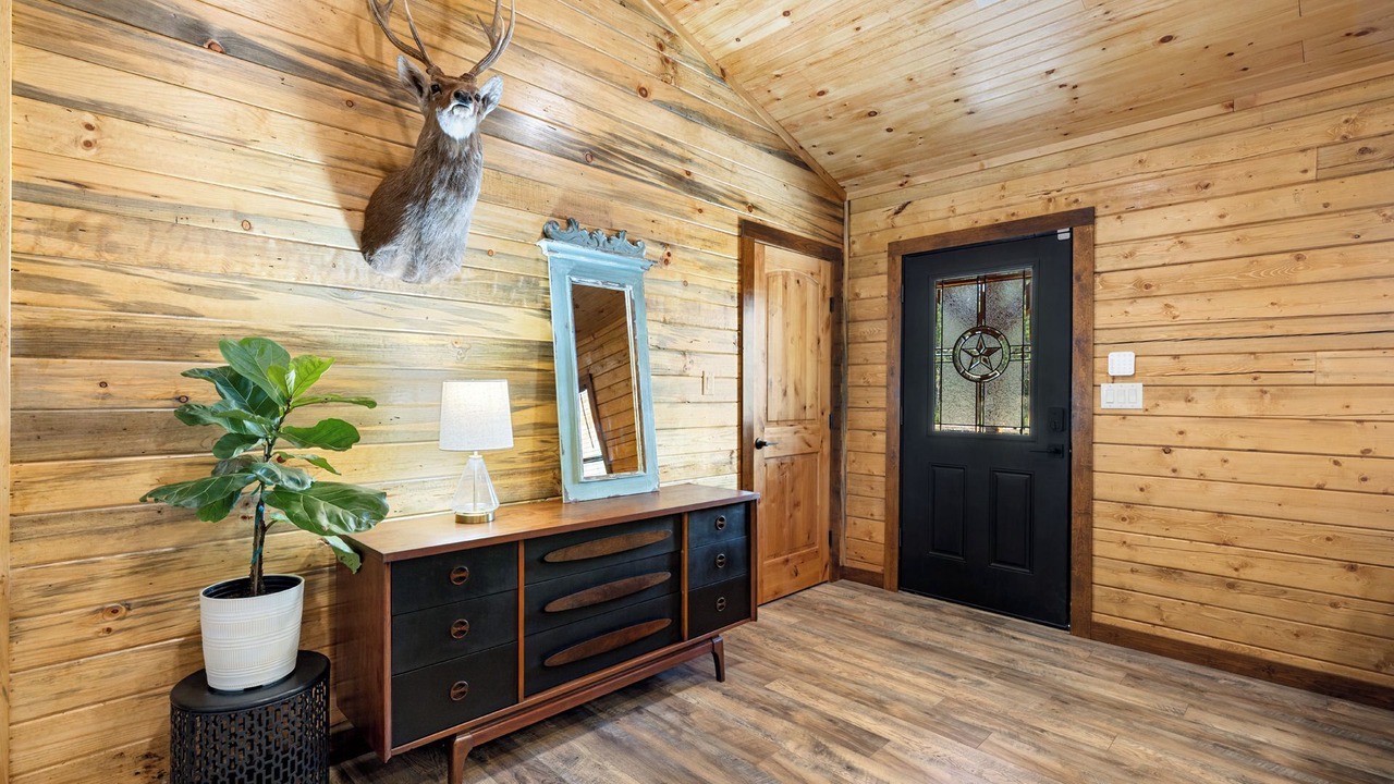 Photo of Livingroom in Pickens