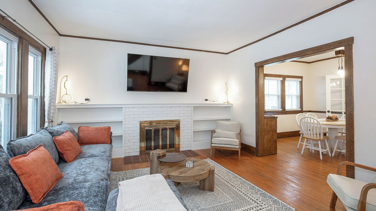 Photo of Livingroom in Lakewood