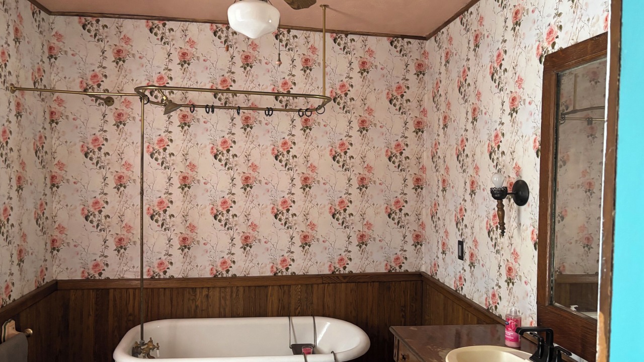 Photo of Bathroom in Union City