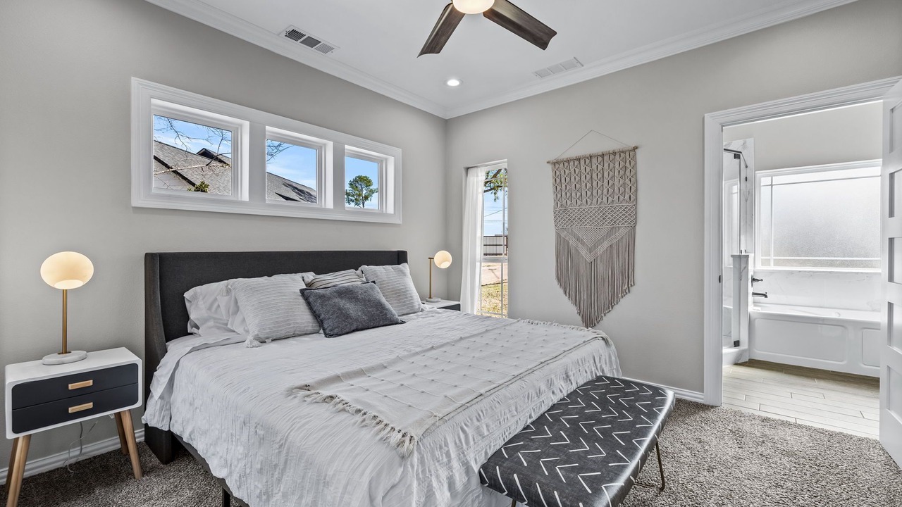 Photo of Bedroom in Wills Point