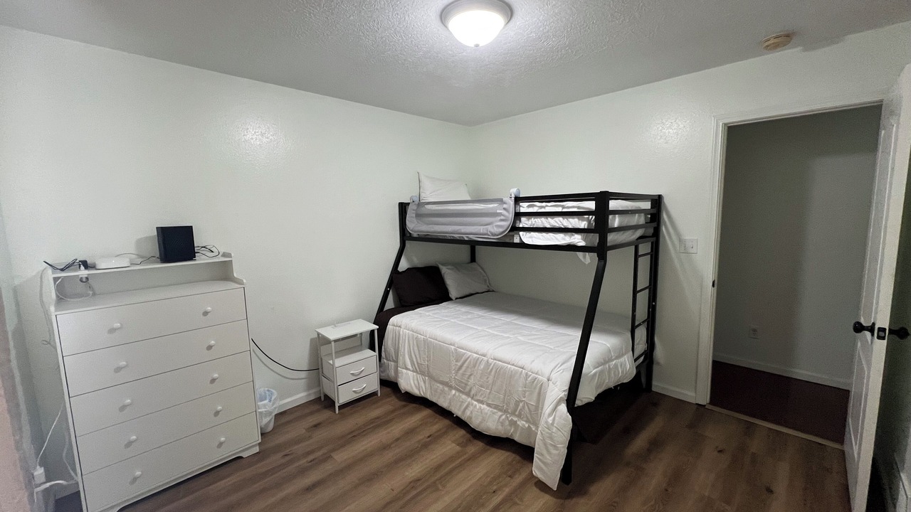 Photo of Bedroom in St. Robert