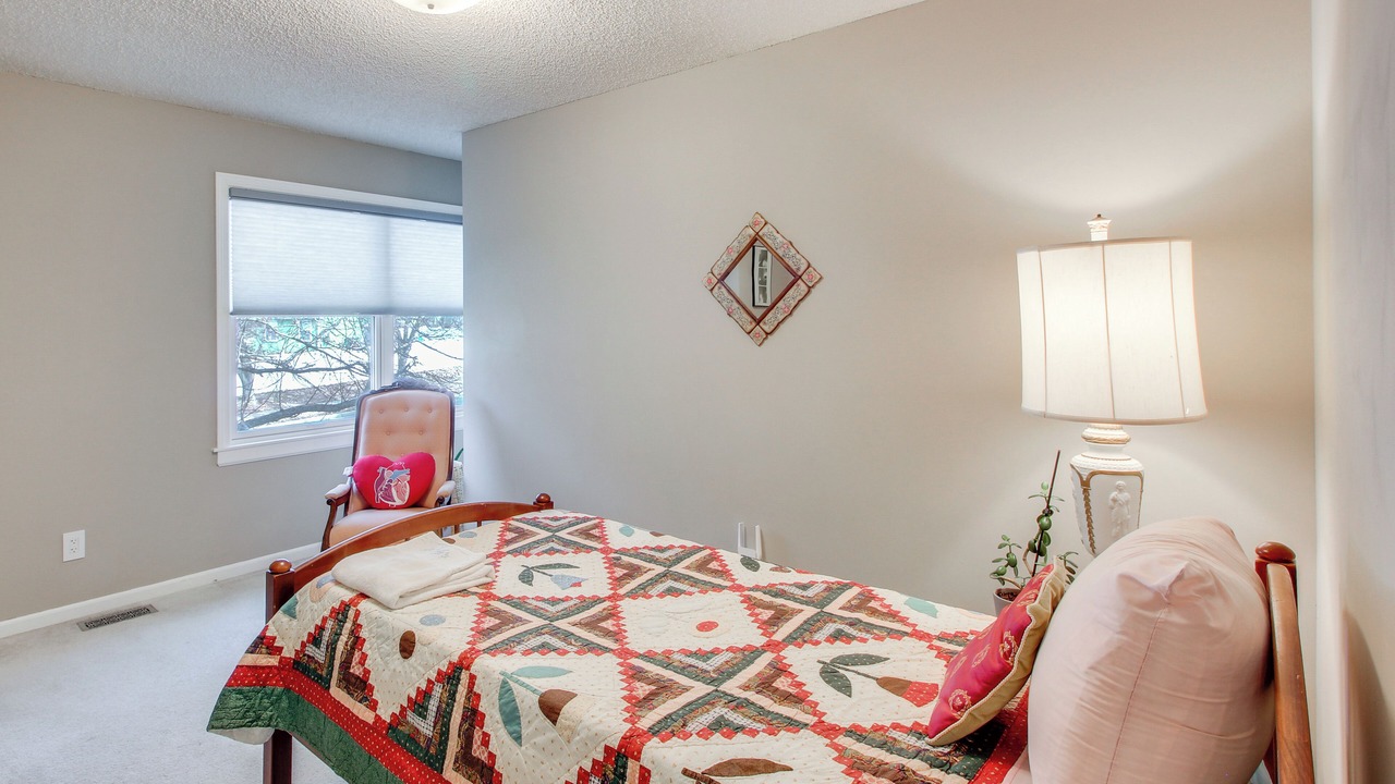 Photo of Bedroom in Lawrence